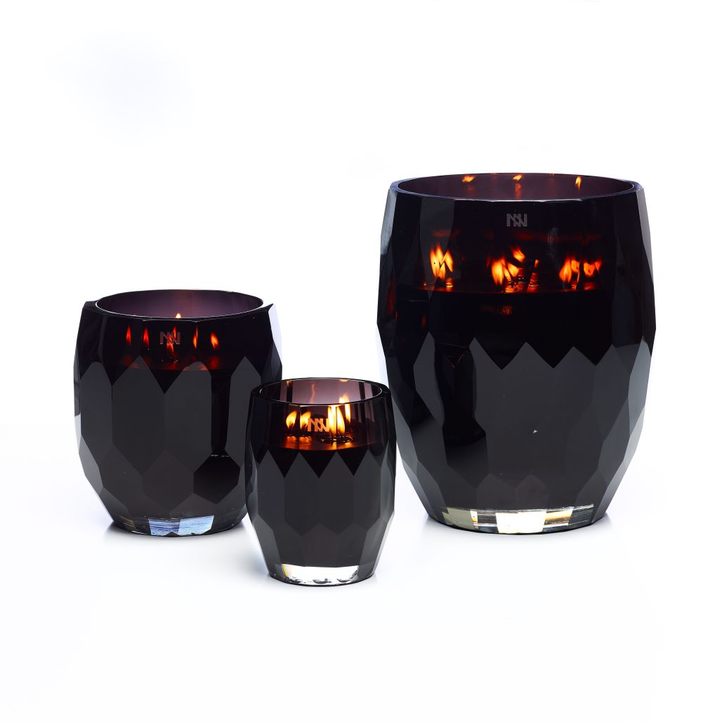 Jewel Black Vela